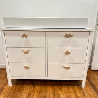 Sarah M. nursery decor photo