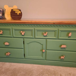 Sarah M. nursery decor photo